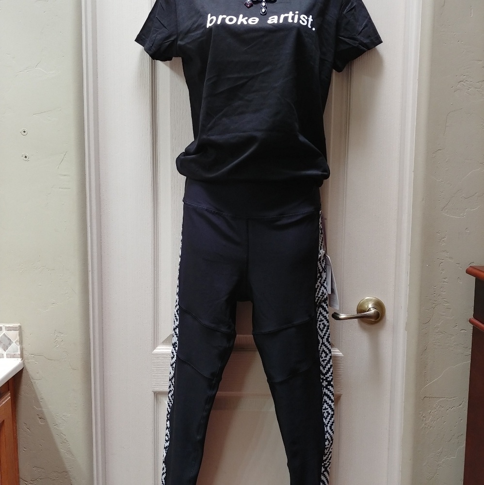 NWT X by GOTTEX Back Zip Leggings